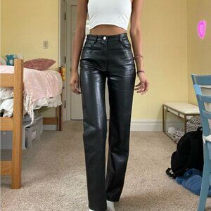 Wilfred Melina Pant